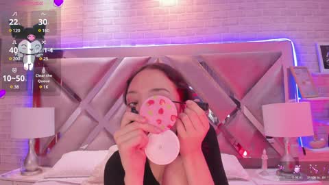 Snapshot of harperwest_ chatting on 20, 12, 2024 Harper online show from 20, 12, 2024