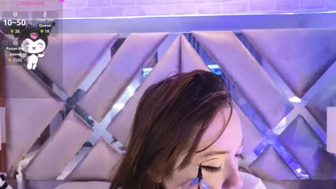 Snapshot of harperwest_ chatting on 8, 10, 2025 Harper online show from 8, 10, 2025