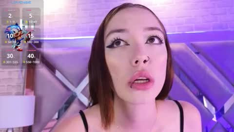 Snapshot of harperwest_ chatting on 19, 11, 2025 Harper online show from 19, 11, 2025