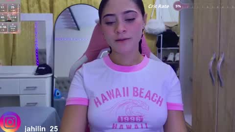 Snapshot of harperzoe chatting on 5, 11, 2025 harperzoe online show from 5, 11, 2025