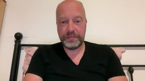 Snapshot of harpsichord1983 chatting on 15, 11, 2025 harpsichord1983 online show from 15, 11, 2025