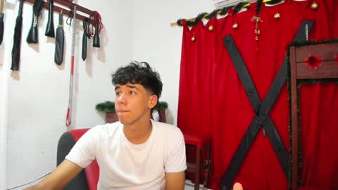 Snapshot of harry_latinboy chatting on 20, 12, 2024 Harry online show from 20, 12, 2024