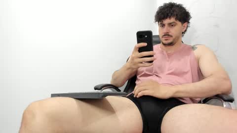 Snapshot of harrydaviss chatting on 5, 1, 2026 alpha online show from 5, 1, 2026