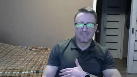 Snapshot of harrysnake chatting on 4, 12, 2024 HarrySnake online show from 4, 12, 2024