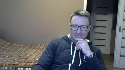 Snapshot of harrysnake chatting on 6, 12, 2024 HarrySnake online show from 6, 12, 2024