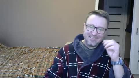 HarrySnake online show from 8, 12, 2024