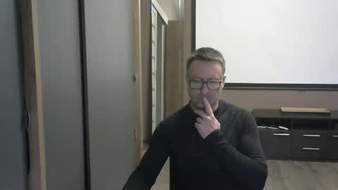 Snapshot of harrysnake chatting on 5, 10, 2025 HarrySnake online show from 5, 10, 2025