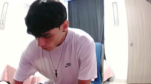 harry thomson online show from 13, 4, 2026