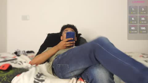 Snapshot of harrytwink18 chatting on 17, 12, 2024 HARRY online show from 17, 12, 2024