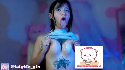 Im Emily and I could be the love of your life    online show from 26, 11, 2025