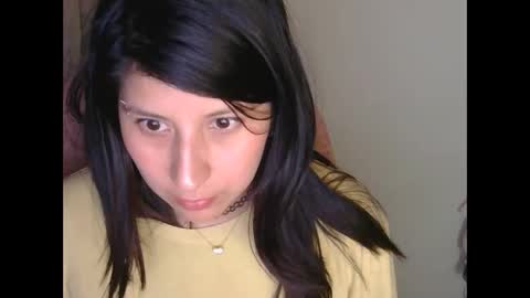 lady online show from 19, 5, 2026