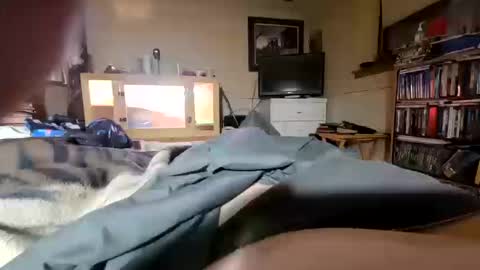 hawkfan1888 online show from 9, 10, 2025