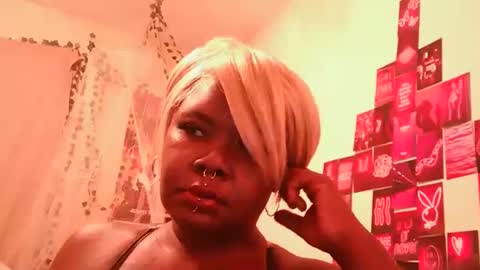 hawtchoc37 online show from 7, 10, 2025