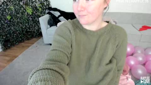 Haylee Love online show from 7, 3, 2026