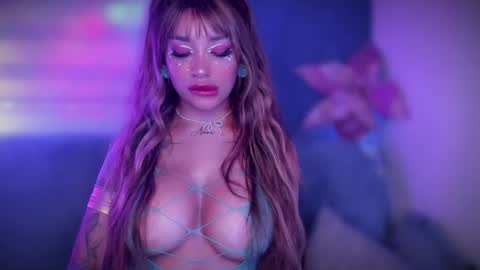 Snapshot of hazeeell chatting on 1, 2, 2025 Marie online show from 1, 2, 2025