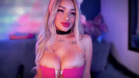 Snapshot of hazeeell chatting on 6, 2, 2025 Marie online show from 6, 2, 2025