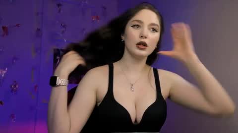 Hazel online show from 2, 4, 2026