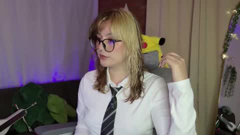 Hazel Brown online show from 15, 3, 2026