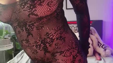 Hazeleo online show from 22, 12, 2025