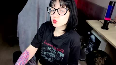 Snapshot of hazeltompson chatting on 23, 3, 2026 hazeltompson online show from 23, 3, 2026