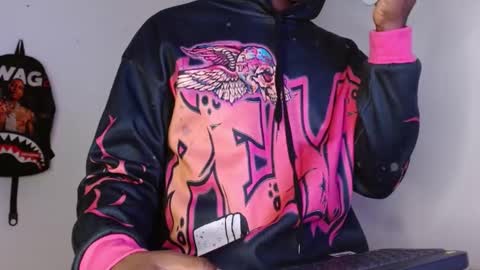 hazlan_420 online show from 22, 11, 2025