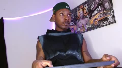 Snapshot of hazlan_420 chatting on 5, 2, 2026 hazlan_420 online show from 5, 2, 2026