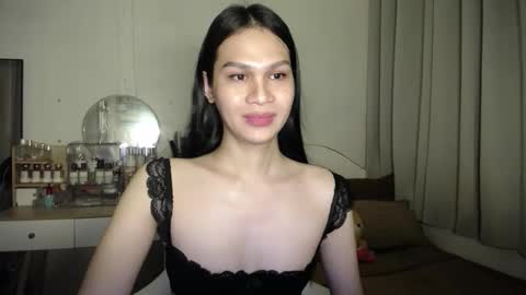 heather_bbyy online show from 8, 11, 2025
