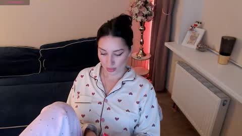 Heaven girl online show from 25, 9, 2025