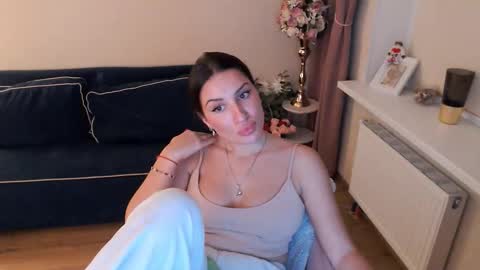 Heaven girl online show from 6, 10, 2025