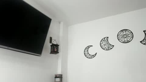  Heaven  online show from 23, 1, 2025