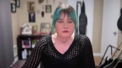 Saoirse online show from 3, 12, 2024