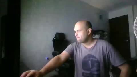 Heavy Rebell online show from 7, 1, 2025