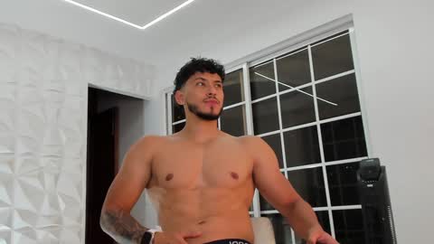 Snapshot of heavy_thor chatting on 25, 1, 2025 Thor online show from 25, 1, 2025