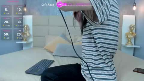 Keira Hecate online show from 13, 4, 2026