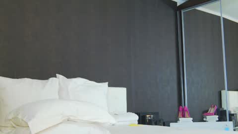 Snapshot of hefner_girl chatting on 2, 1, 2025 Helen online show from 2, 1, 2025