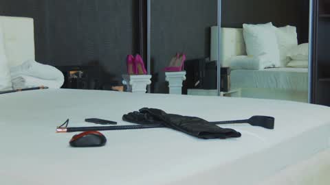 Snapshot of hefner_girl chatting on 11, 1, 2025 Helen online show from 11, 1, 2025