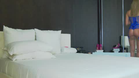 Snapshot of hefner_girl chatting on 21, 2, 2025 Helen online show from 21, 2, 2025