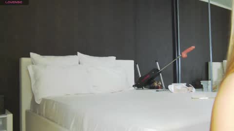 Helen online show from 24, 2, 2026