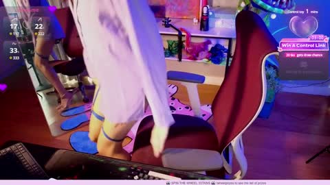 Heidi brunette Foxy red head and Carrie blondie online show from 15, 1, 2025