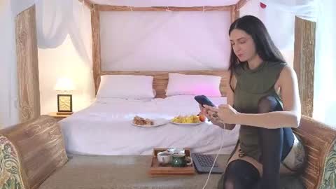 Snapshot of heidiluceous chatting on 15, 7, 2026 Heidi brunette Foxy red head and Carrie blondie online show from 15, 7, 2026
