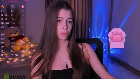 Snapshot of heileymeow chatting on 22, 11, 2025 Heiley online show from 22, 11, 2025