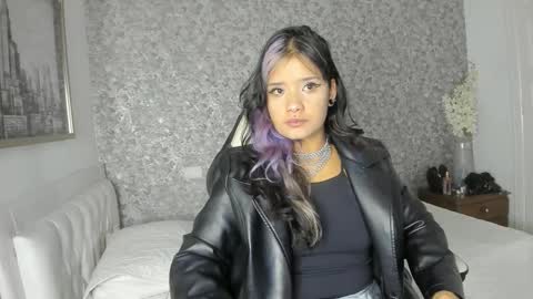 Hella online show from 16, 9, 2025