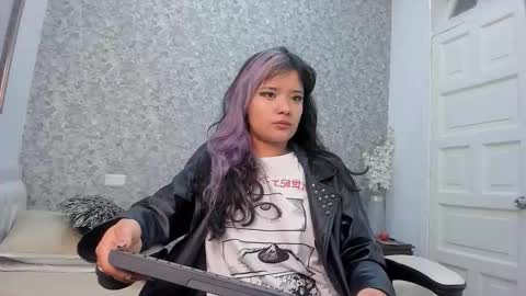 Hella online show from 19, 9, 2025