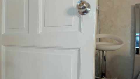 Hella online show from 23, 11, 2025