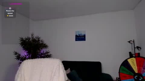 Snapshot of helen_miller chatting on 15, 10, 2025 helen_miller online show from 15, 10, 2025