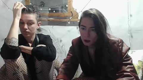 Goddess Helen  Goddess Victoria online show from 6, 2, 2025