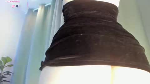 helena online show from 4, 10, 2025