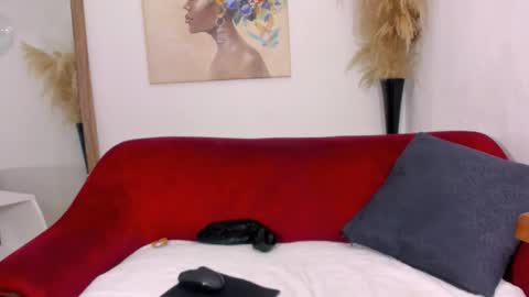 HELENA COPPER online show from 8, 9, 2025