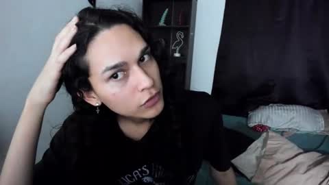 Snapshot of helena_spellman chatting on 9, 11, 2025 helena_spellman online show from 9, 11, 2025