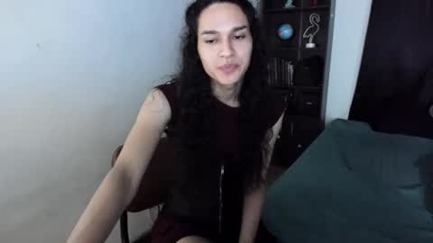 Snapshot of helena_spellman chatting on 15, 11, 2025 helena_spellman online show from 15, 11, 2025